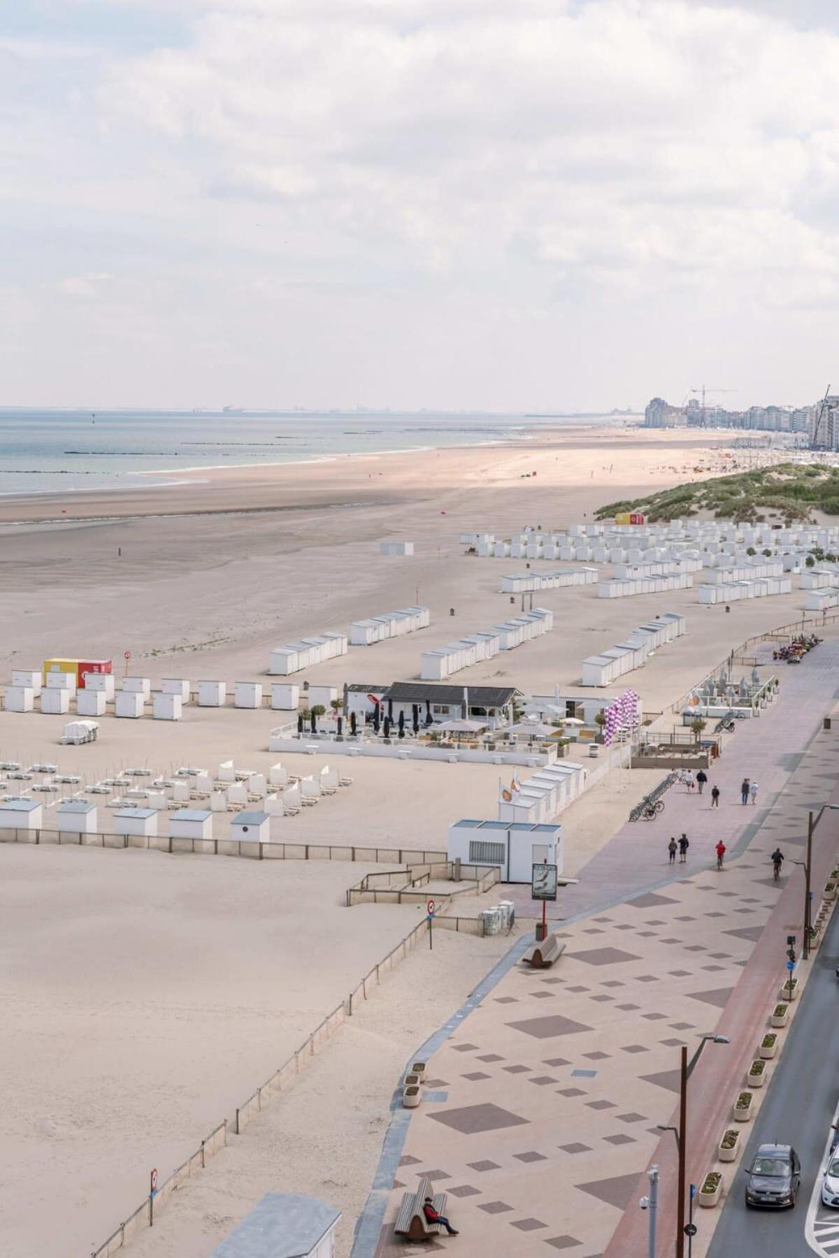 Huswell - Stunning Seafront Apartment Кнокке-Гейст Екстер'єр фото